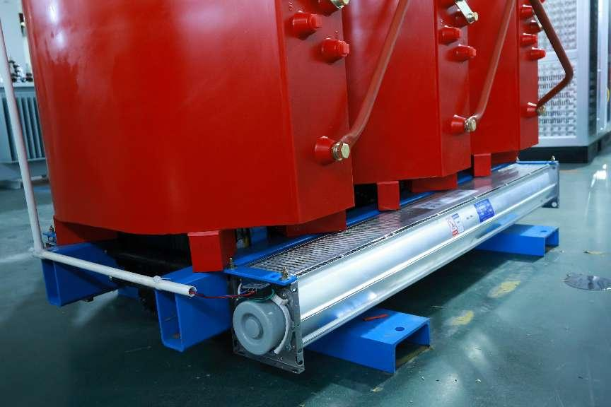 Üç kuru tip transformatör: Güvenli ve verimli dağıtım çözümü